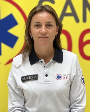 Inés Rubí Alzugarai